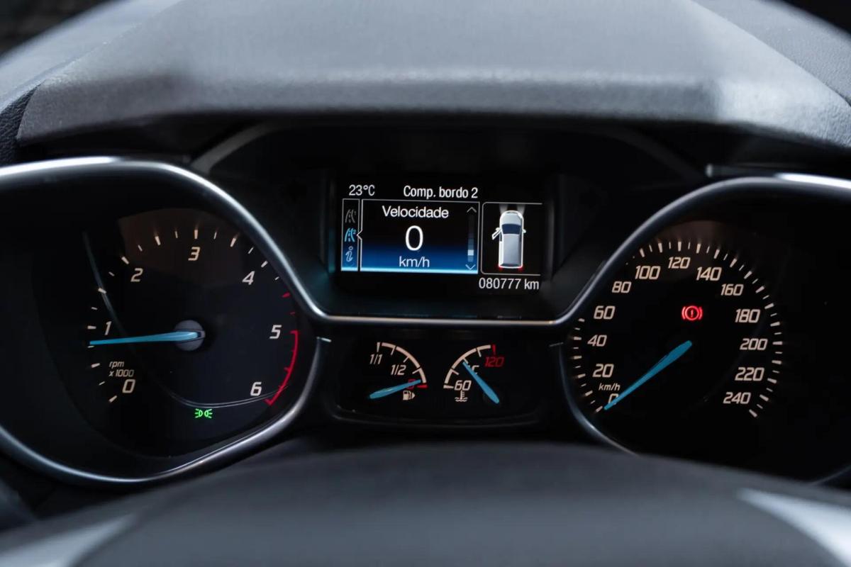 ford-tourneo-connect-2017-diesel-1560cc