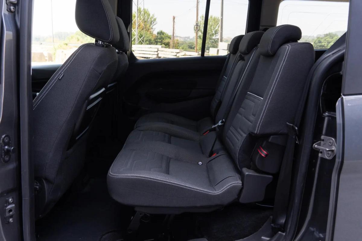 ford-tourneo-connect-2017-diesel-1560cc