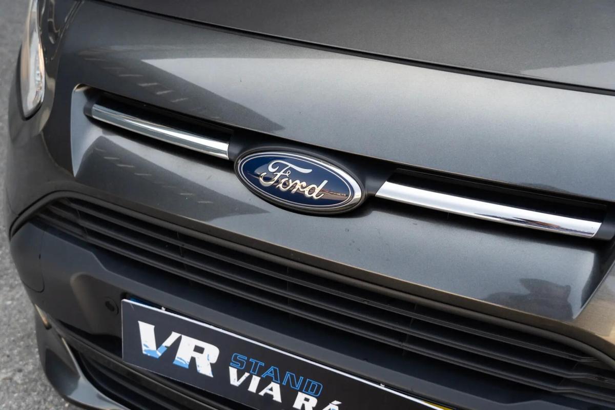 ford-tourneo-connect-2017-diesel-1560cc