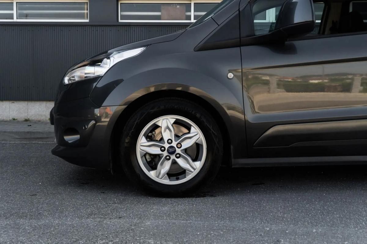 ford-tourneo-connect-2017-diesel-1560cc