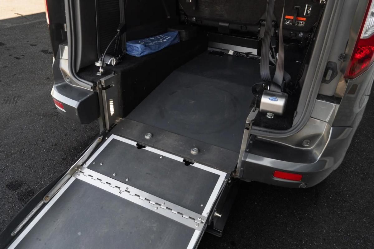 ford-tourneo-connect-2017-diesel-1560cc