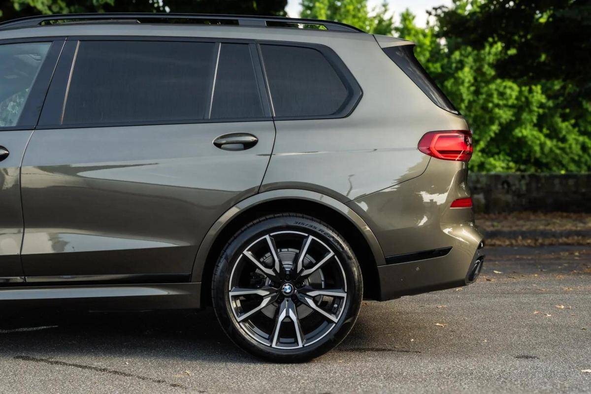 bmw-x7-xdrive40d-2022-diesel-2993cc