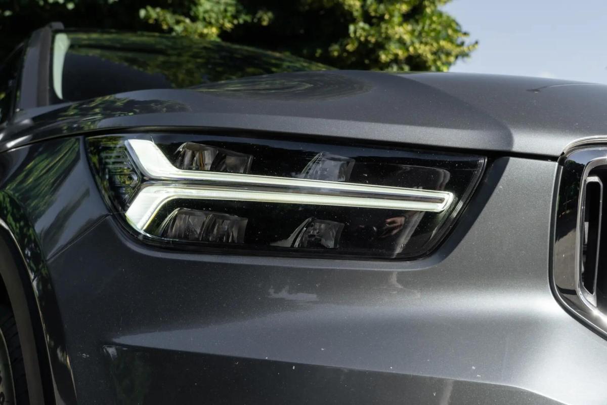 volvo-xc40-2018-diesel-1969cc