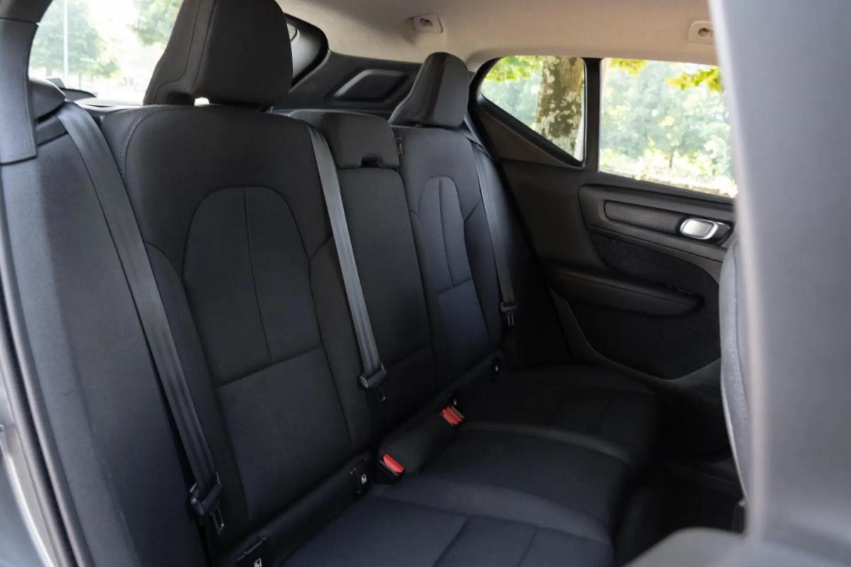 volvo-xc40-2018-diesel-1969cc