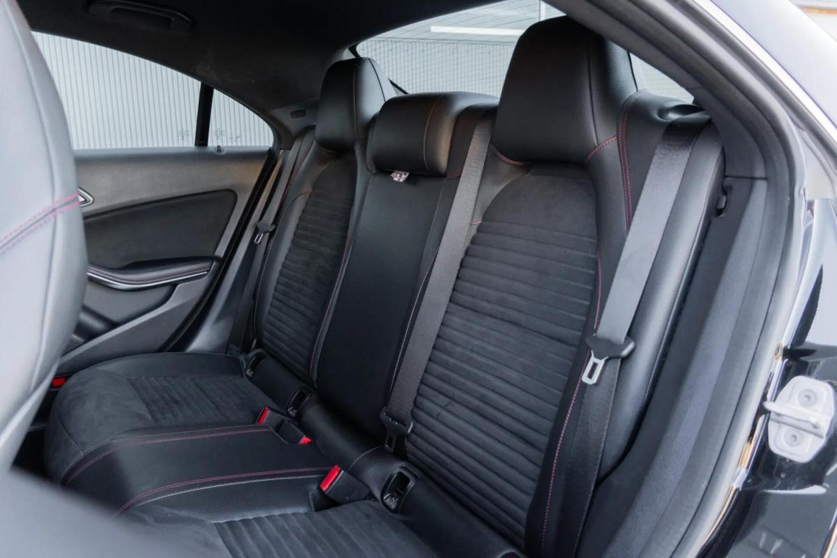 mercedes-benz-cla-220-cdi-2013-diesel-2143cc
