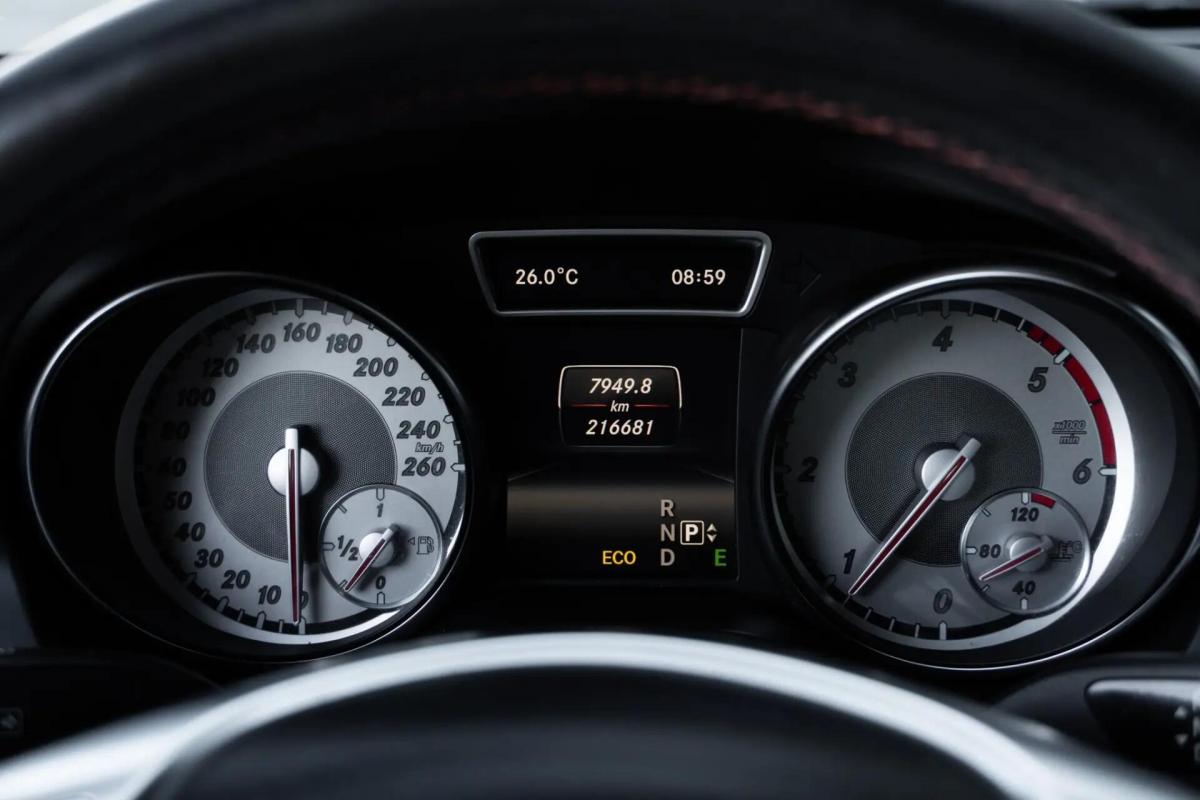mercedes-benz-cla-220-cdi-2013-diesel-2143cc