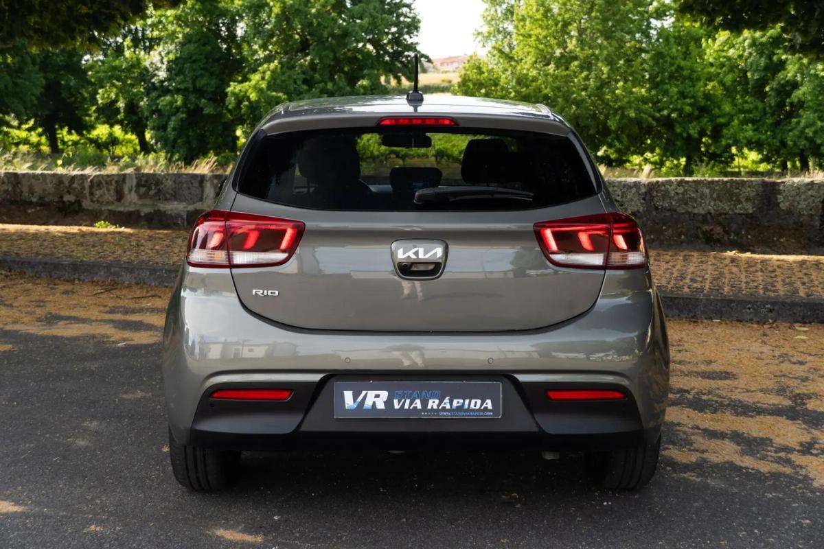 kia-rio-2022-gasolina-998cc