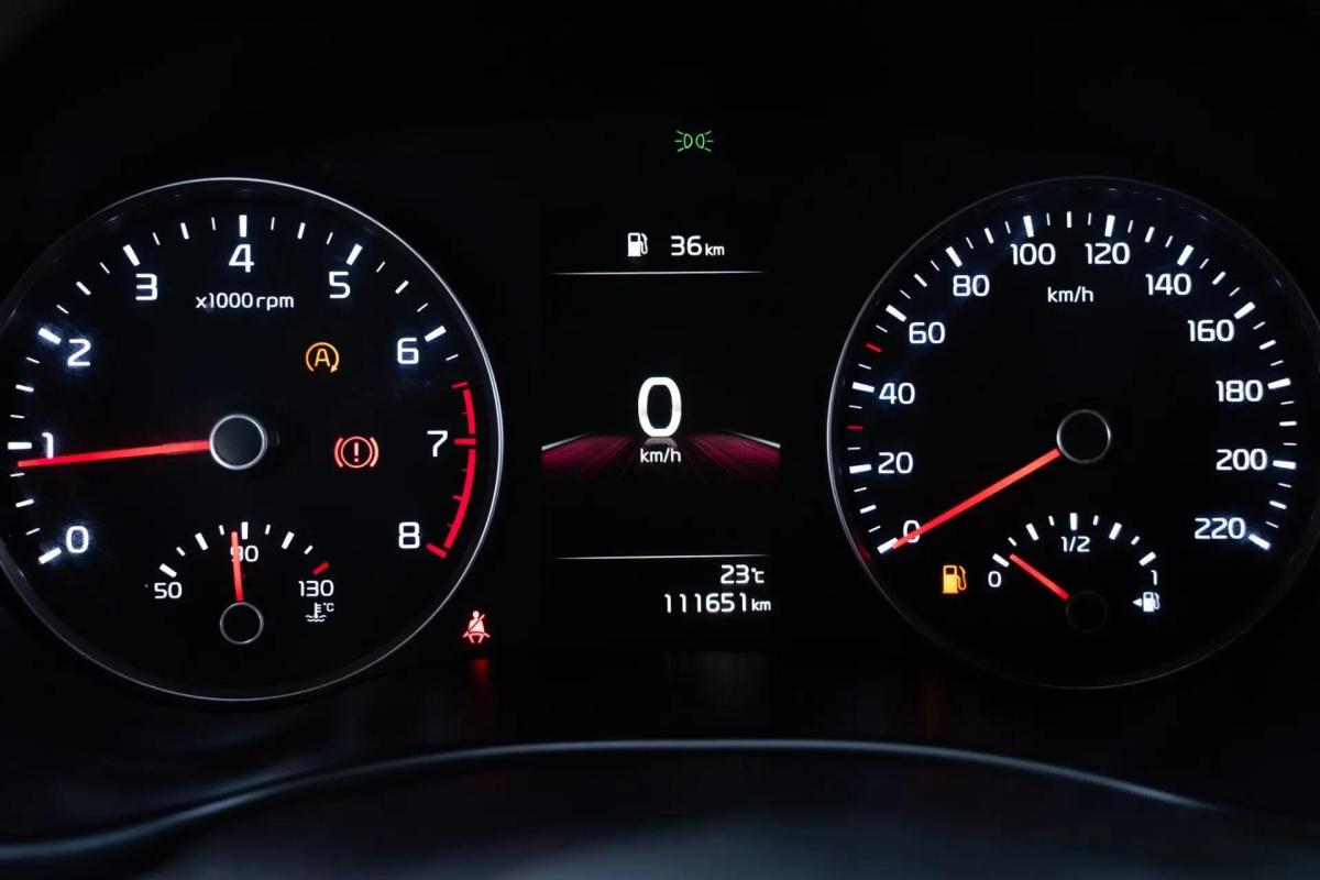 kia-rio-2022-gasolina-998cc