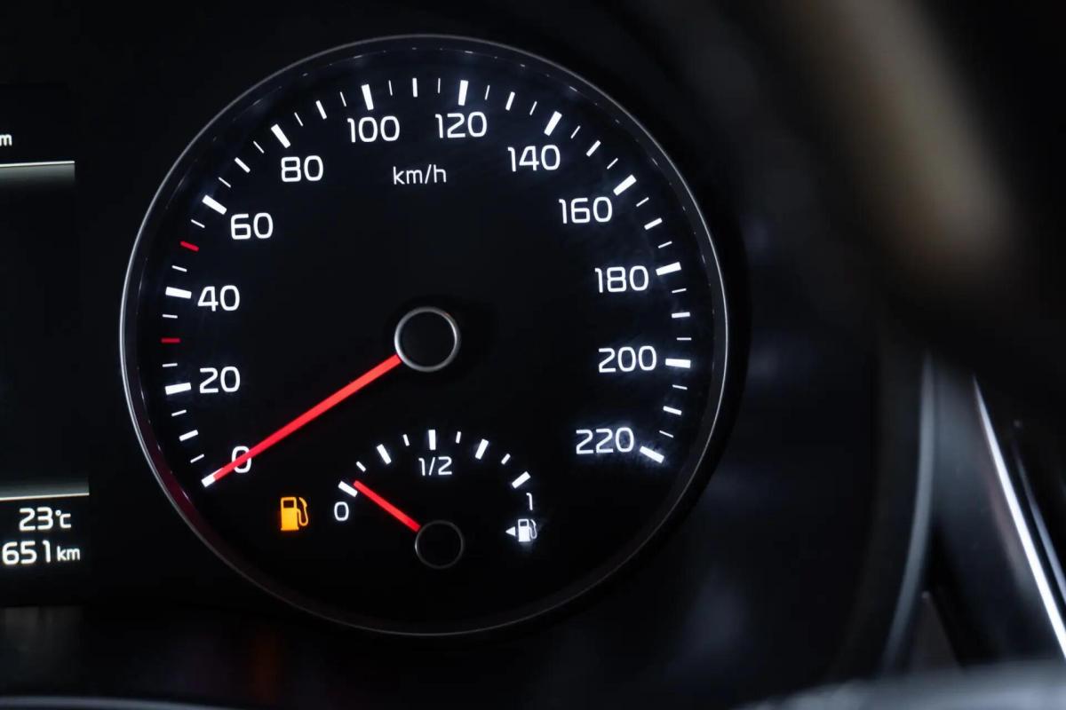 kia-rio-2022-gasolina-998cc