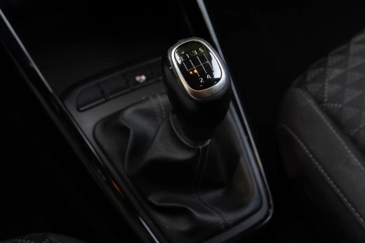 kia-rio-2022-gasolina-998cc