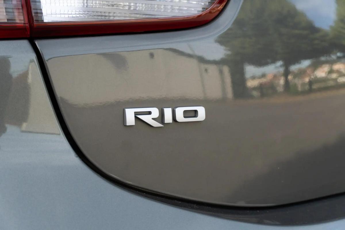 kia-rio-2022-gasolina-998cc