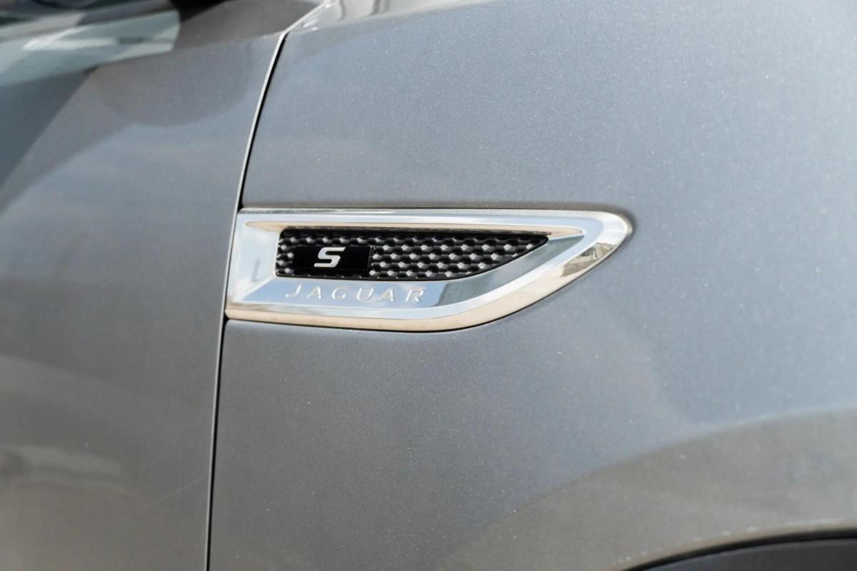 jaguar-e-pace-2018-diesel-1999cc