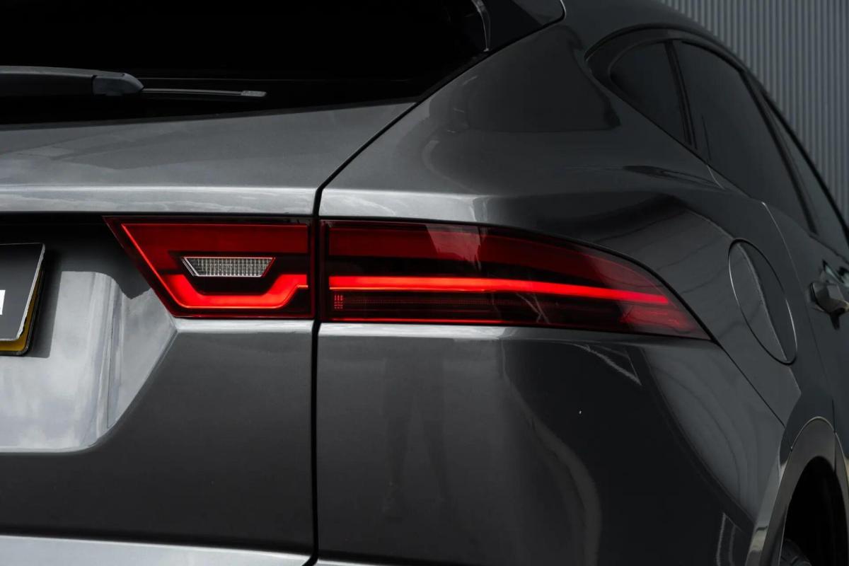 jaguar-e-pace-2018-diesel-1999cc