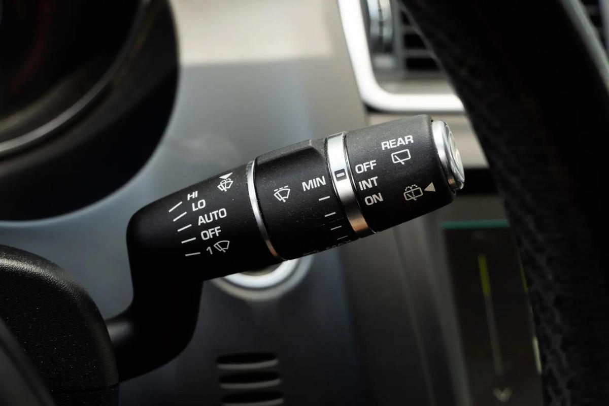 jaguar-e-pace-2018-diesel-1999cc