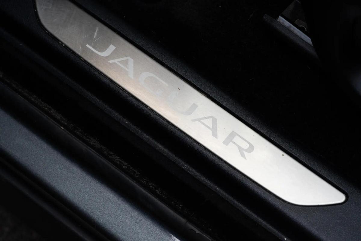 jaguar-e-pace-2018-diesel-1999cc
