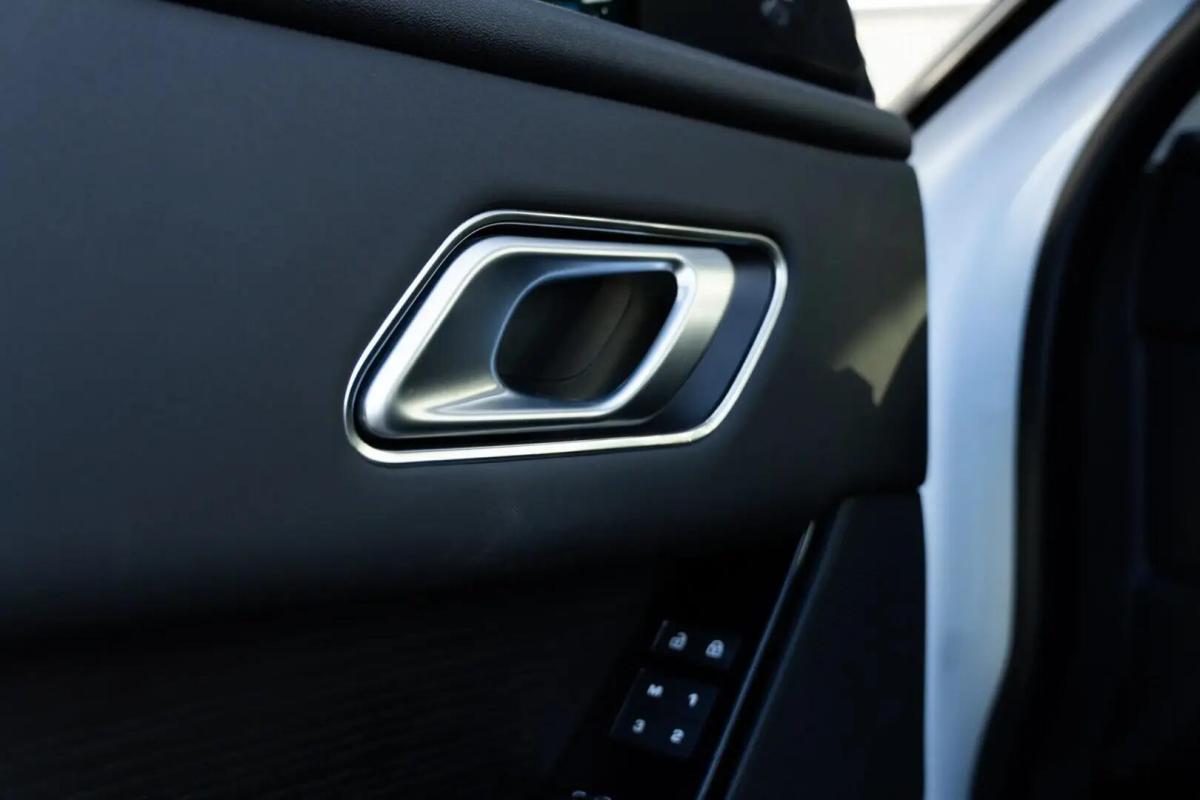 land-rover-range-rover-velar-2023-hibrido-a-gasolina-1997cc