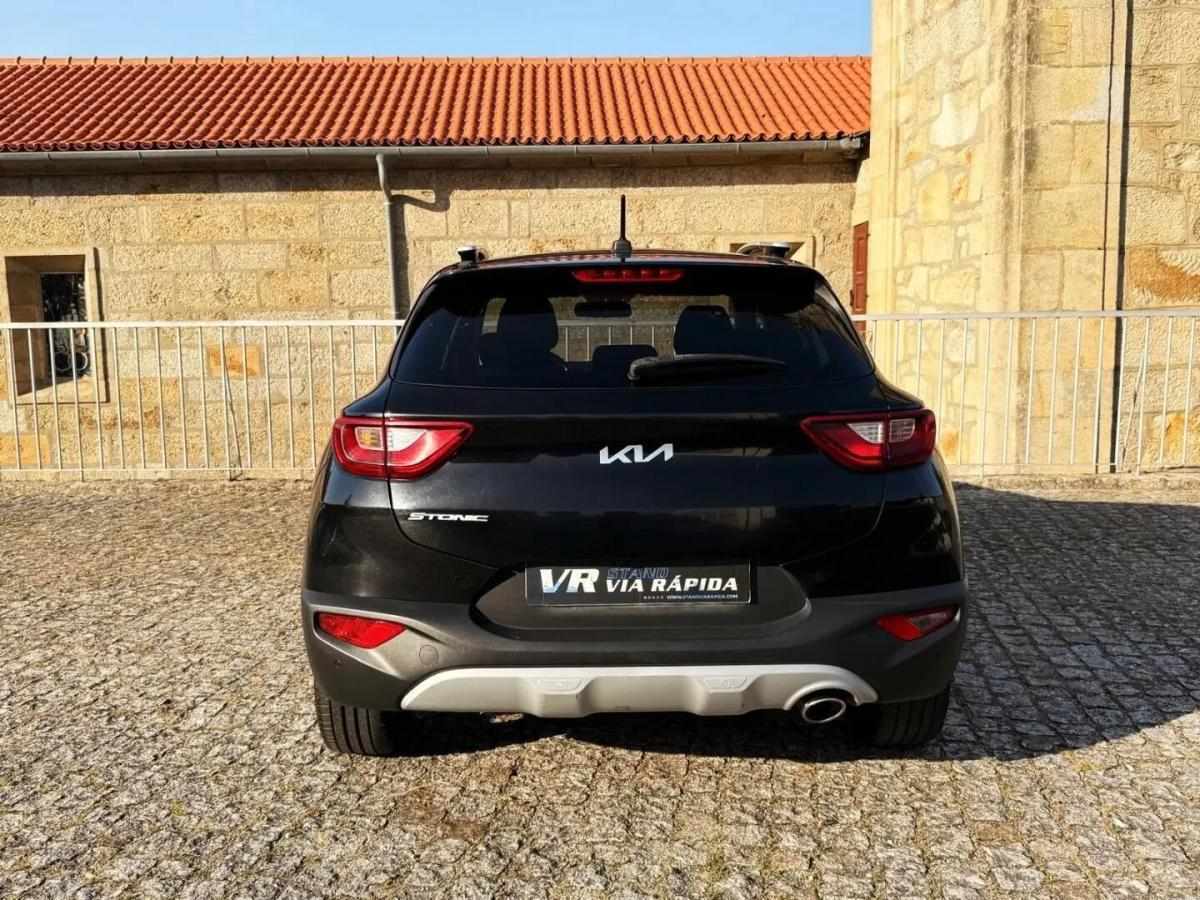 kia-stonic-2022-gasolina-1197cc