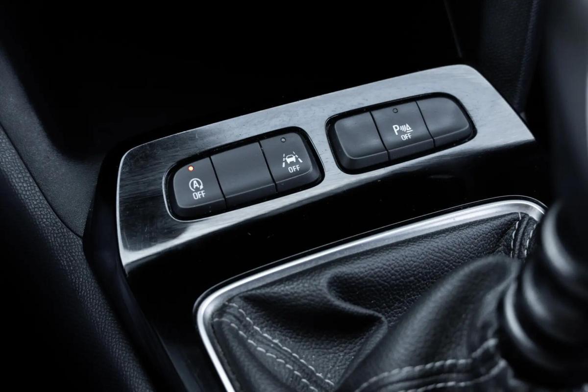 opel-mokka-2023-gasolina-1199cc