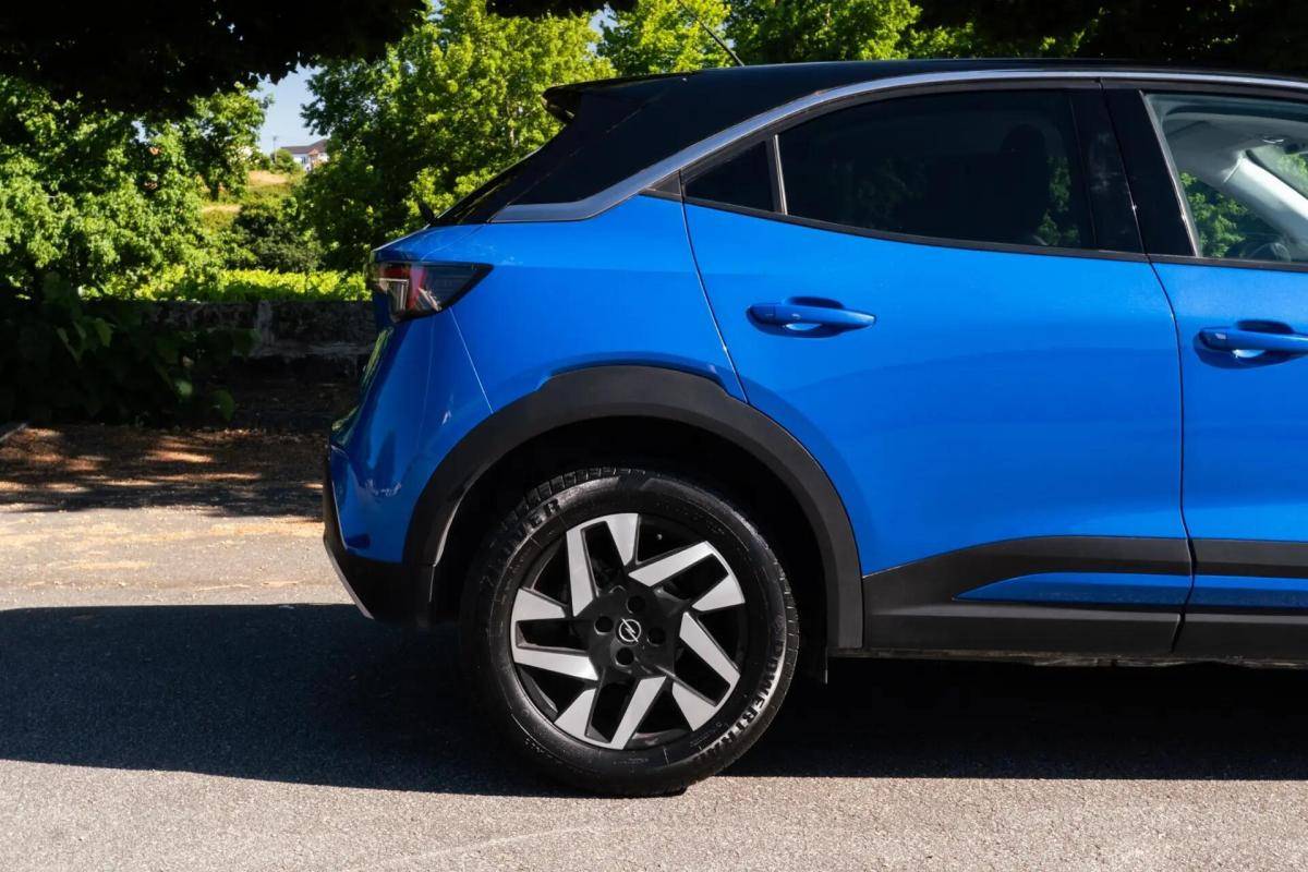 opel-mokka-2023-gasolina-1199cc