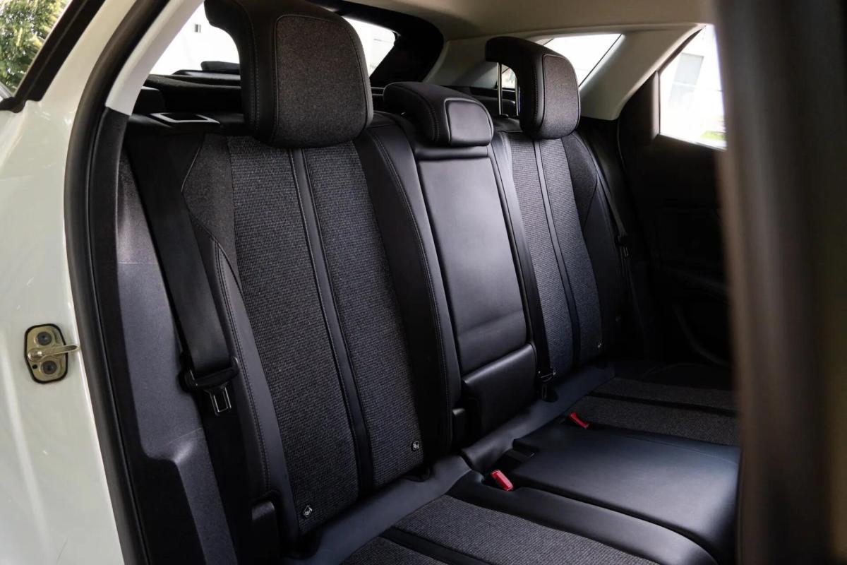 peugeot-3008-2019-diesel-1499cc