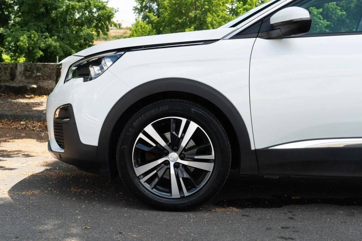 peugeot-3008-2019-diesel-1499cc
