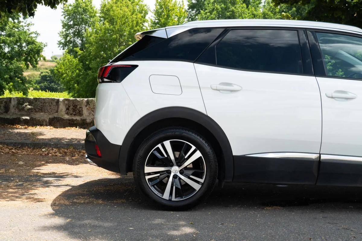 peugeot-3008-2019-diesel-1499cc