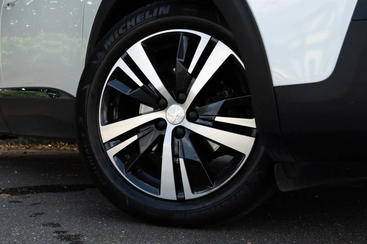 peugeot-3008-2019-diesel-1499cc