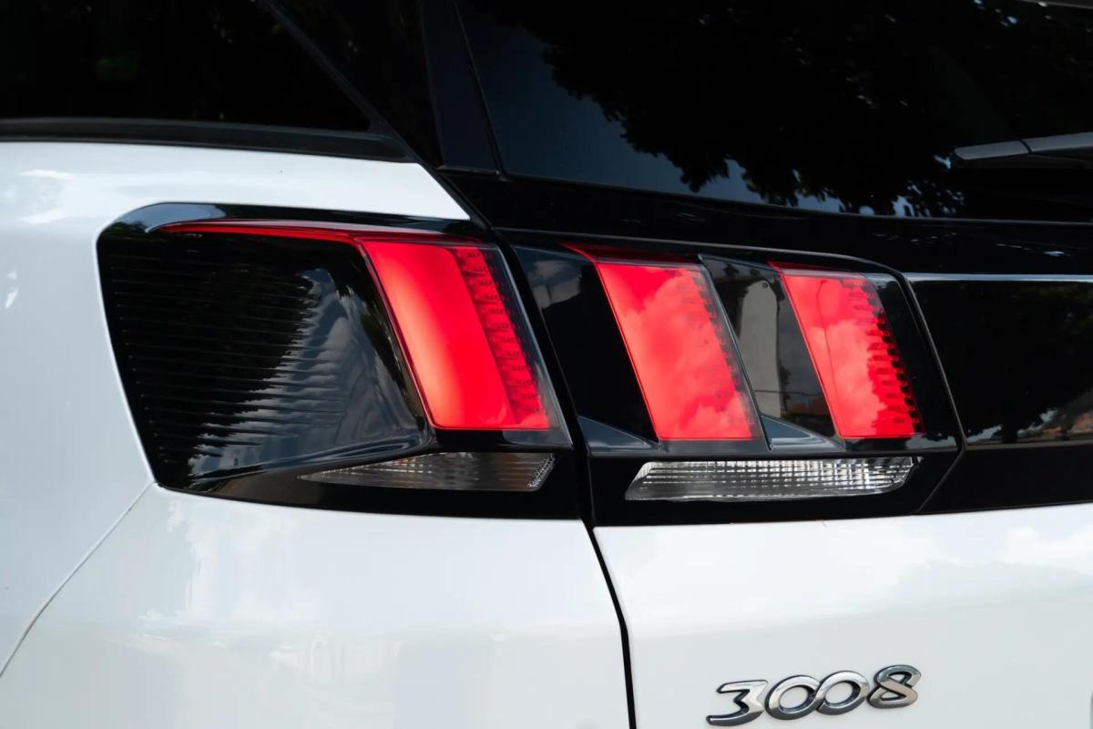 peugeot-3008-2019-diesel-1499cc