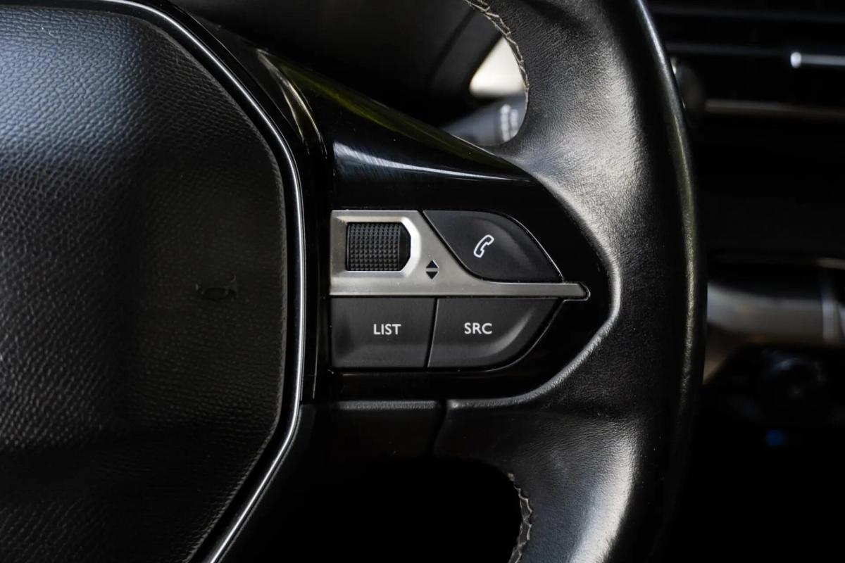 peugeot-3008-2019-diesel-1499cc
