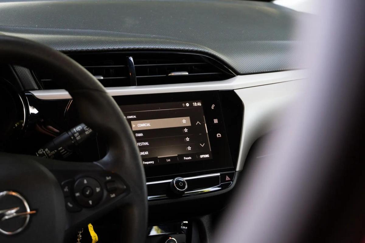 opel-corsa-2023-gasolina-1199cc