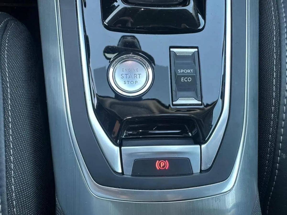 peugeot-308-2020-gasolina-1199cc