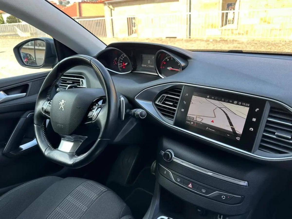 peugeot-308-2020-gasolina-1199cc
