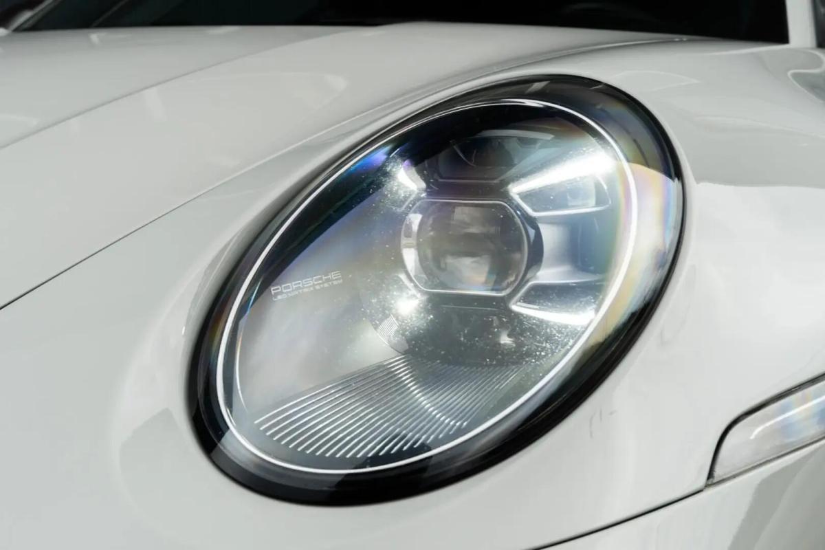 porsche-911-2021-gasolina-2981cc