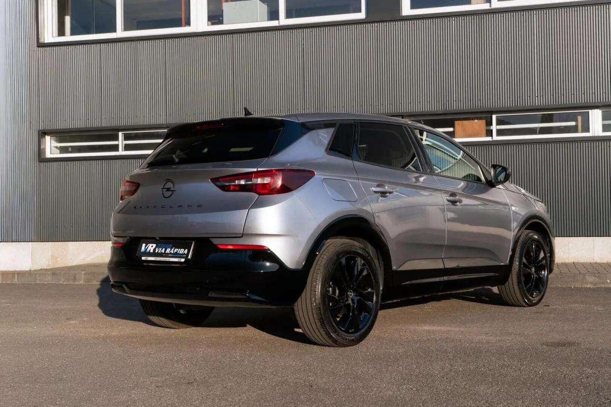 opel-grandland-2023-diesel-1499cc