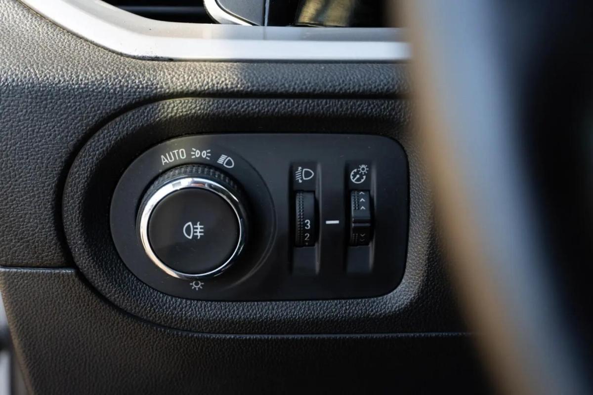 opel-grandland-2023-diesel-1499cc