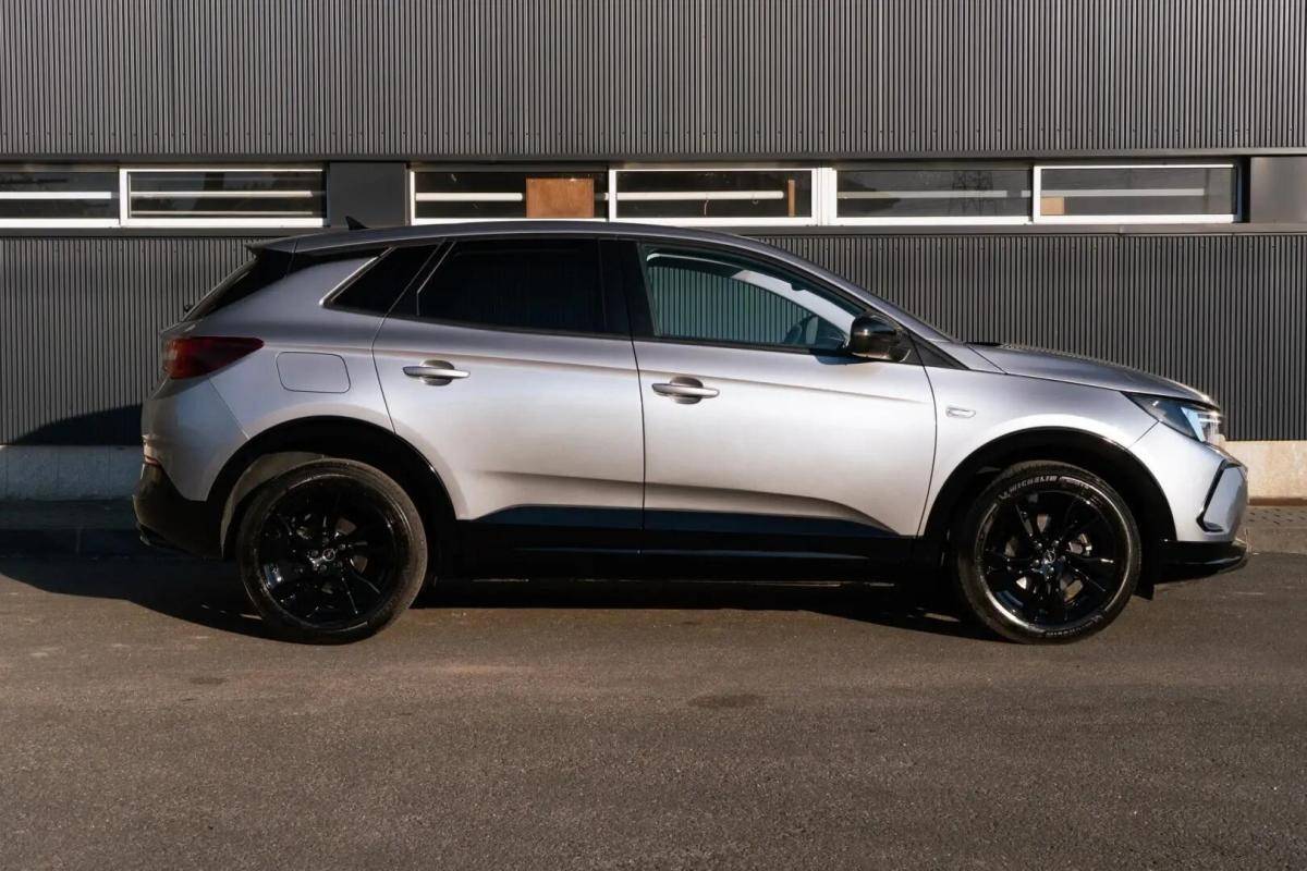 opel-grandland-2023-diesel-1499cc