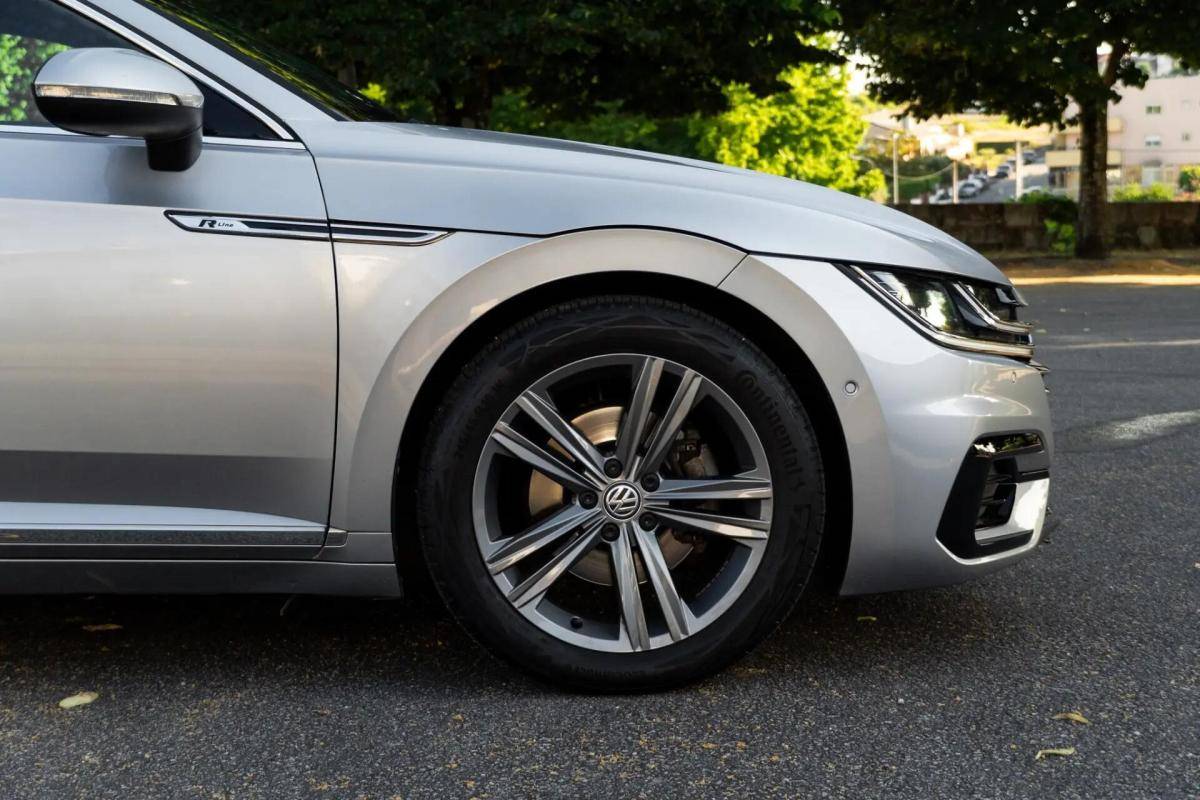 volkswagen-arteon-2019-diesel-1968cc