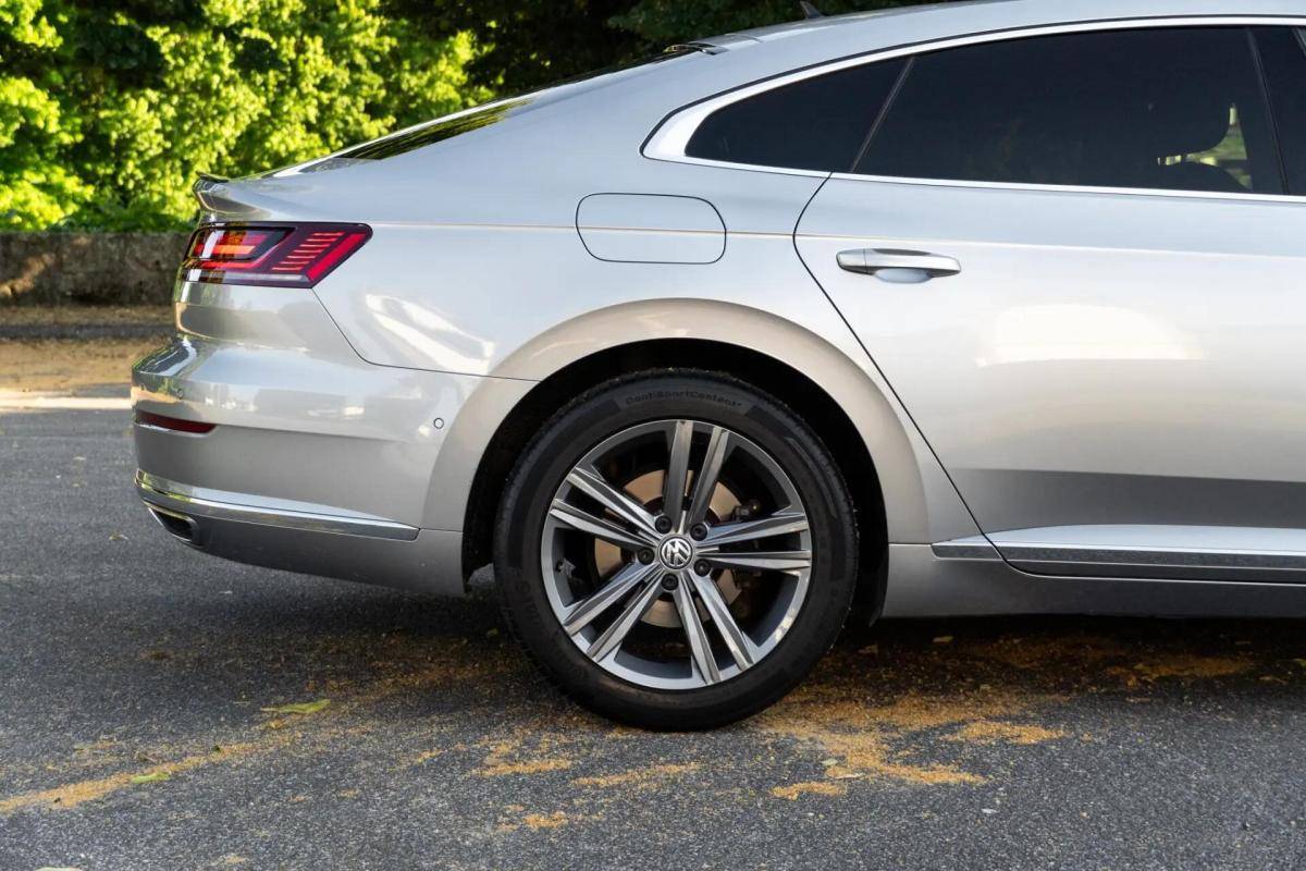 volkswagen-arteon-2019-diesel-1968cc