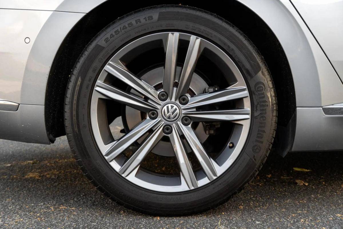 volkswagen-arteon-2019-diesel-1968cc
