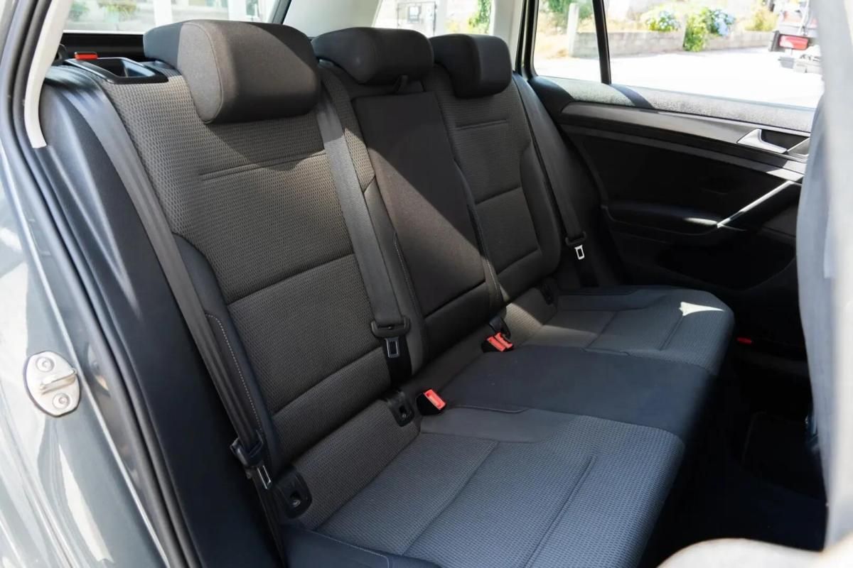 volkswagen-golf-2019-diesel-1598cc