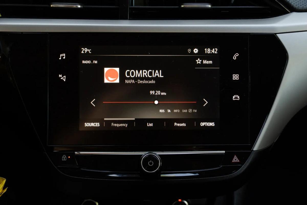 opel-corsa-2023-gasolina-1199cc