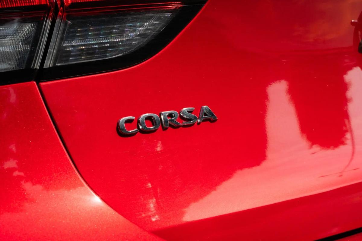 opel-corsa-2023-gasolina-1199cc