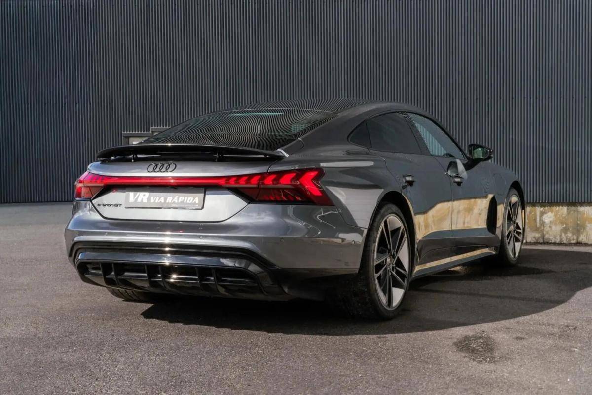 audi-e-tron-gt-2021-eletrico-0cc