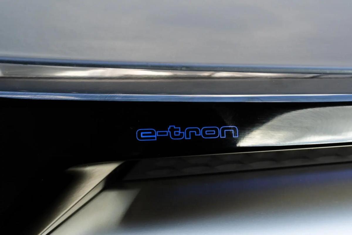 audi-e-tron-gt-2021-eletrico-0cc