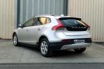 volvo-v40-cross-country-2014-diesel-1560cc