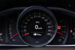 volvo-v40-cross-country-2014-diesel-1560cc