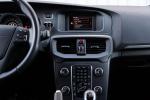 volvo-v40-cross-country-2014-diesel-1560cc