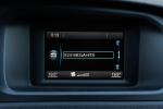 volvo-v40-cross-country-2014-diesel-1560cc