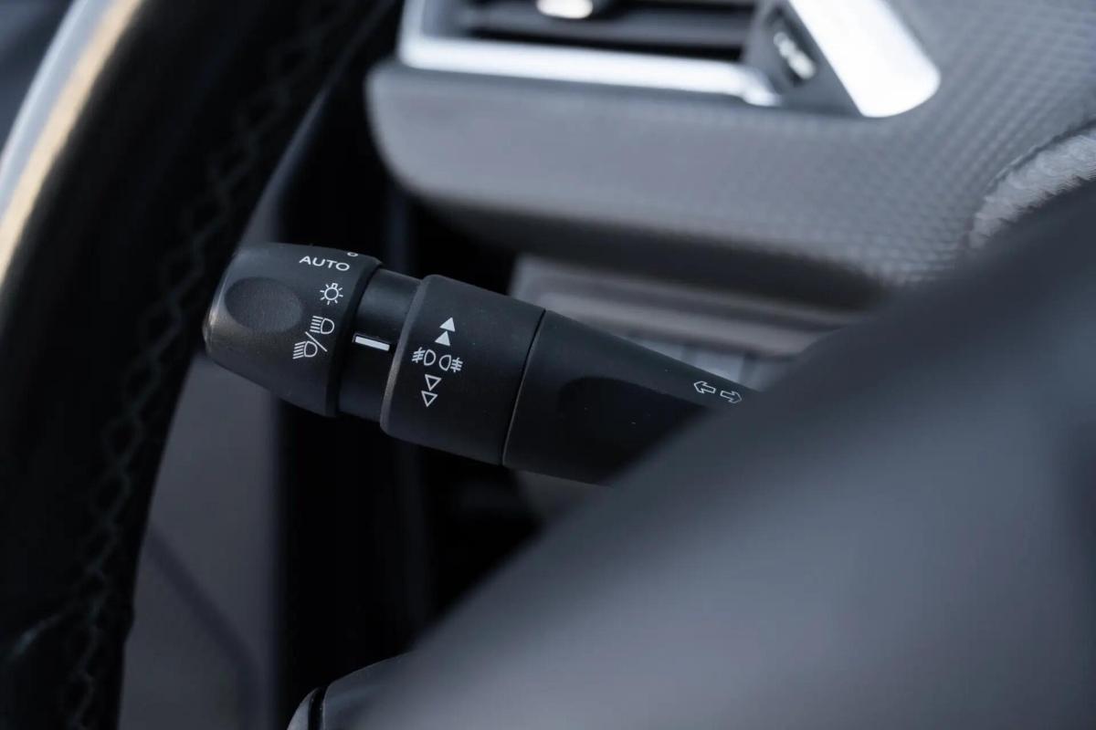 peugeot-2008-2019-gasolina-1199cc