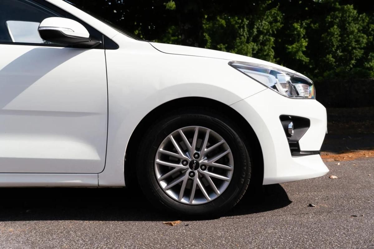 kia-rio-2022-gasolina-998cc